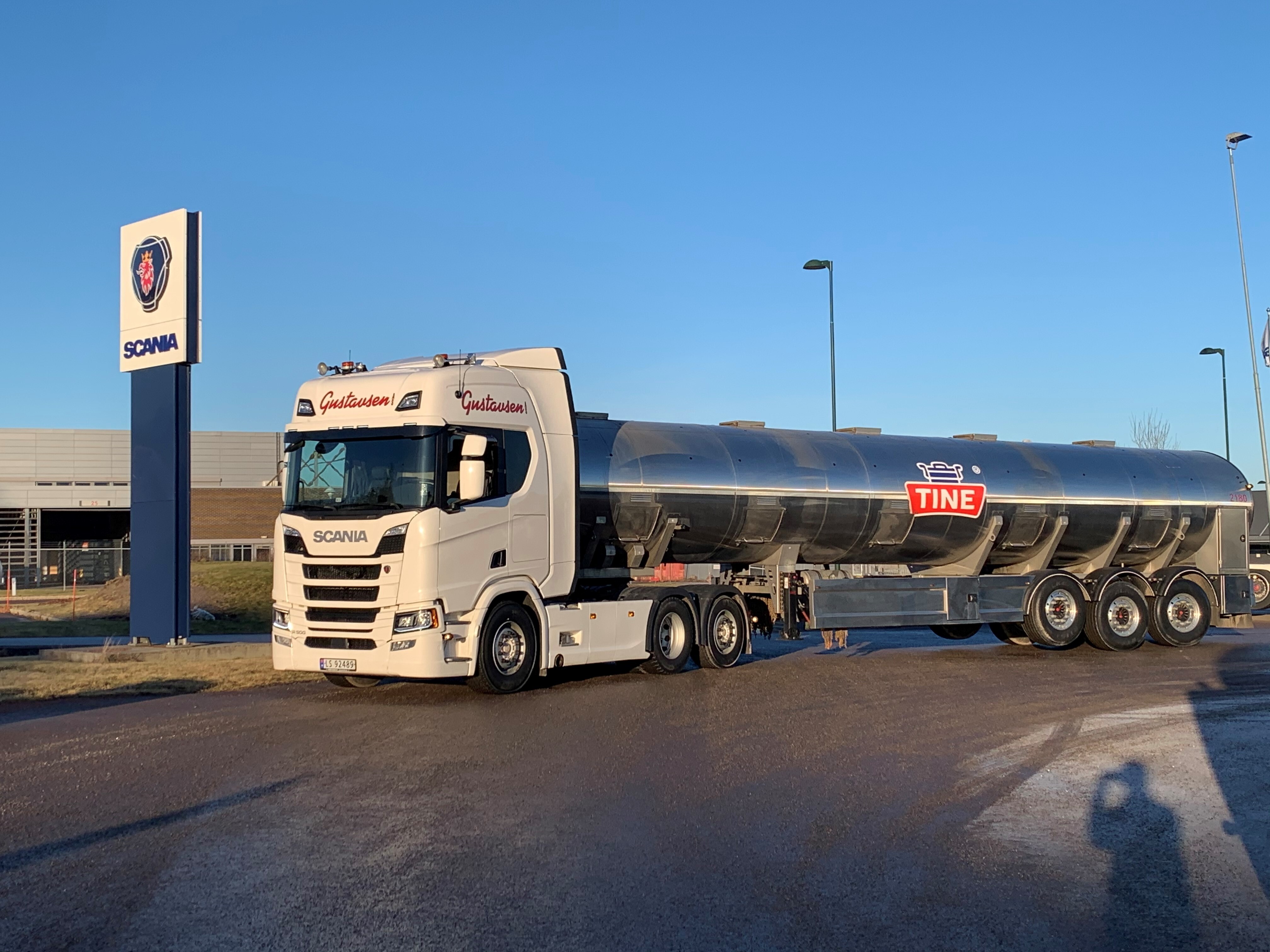 Tanktranspportmelk-inntransport4